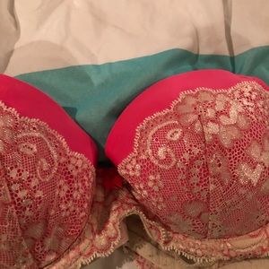 VS Pink and Lace Bra 36 B